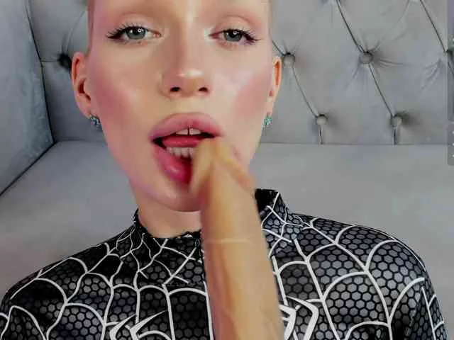 IceStrawberry