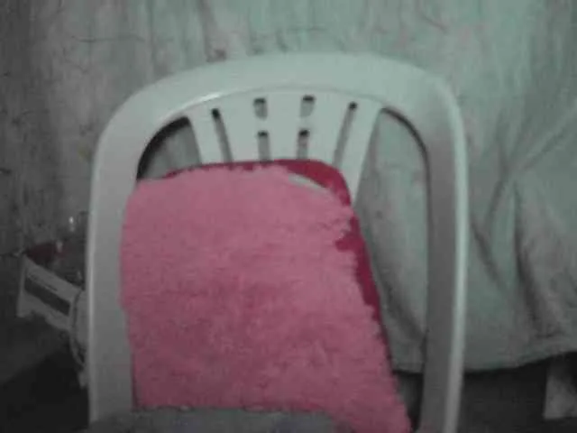 Mia_Laura