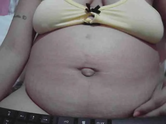 Mia_Laura
