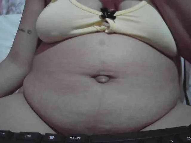 Mia_Laura