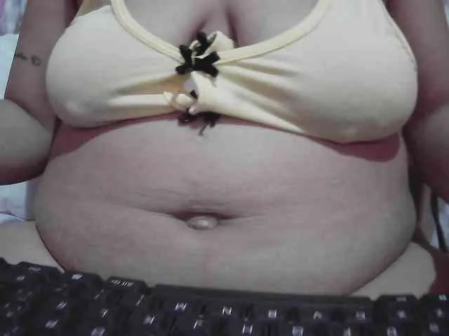 Mia_Laura
