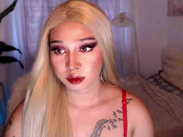 WomanOfYourDreams69
