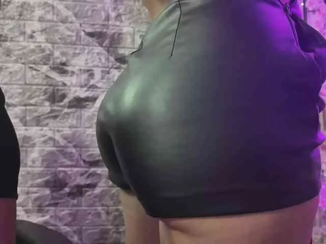 Hot-Couple-69