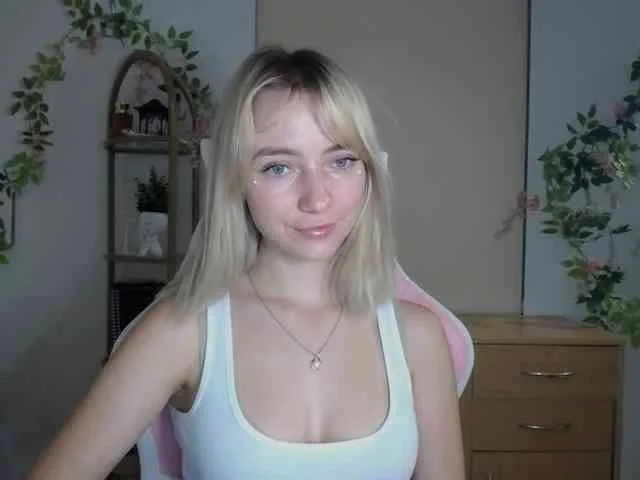 LuciaGlow