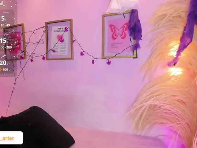 MiiaaCarter