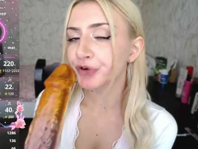 JustBlondie