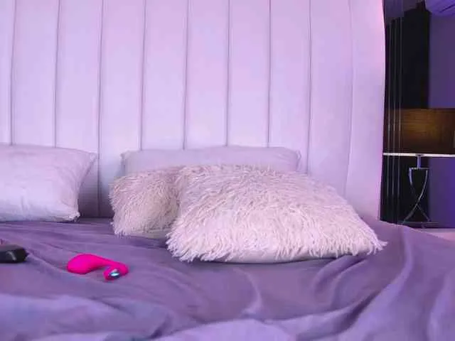 NicolleSweett04