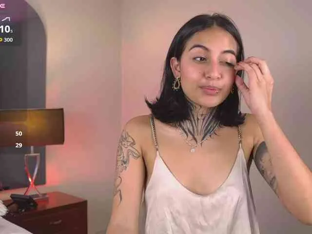 NicolleSweett04