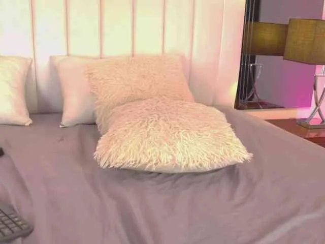 NicolleSweett04