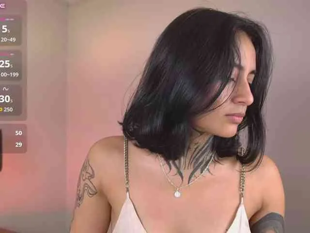 NicolleSweett04