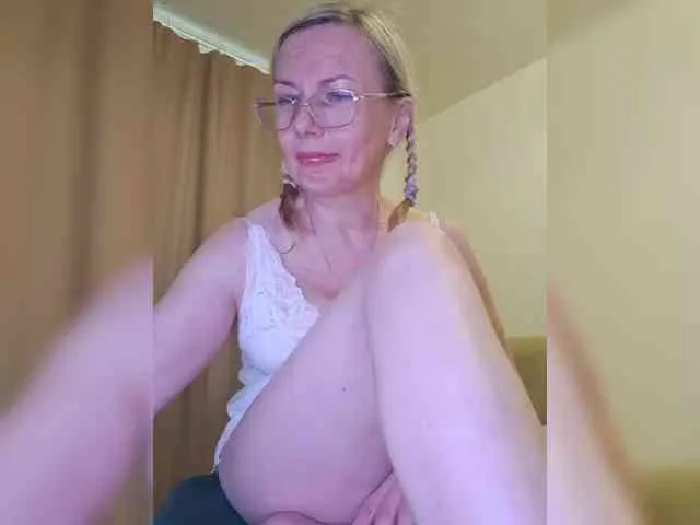 ShiningMILF