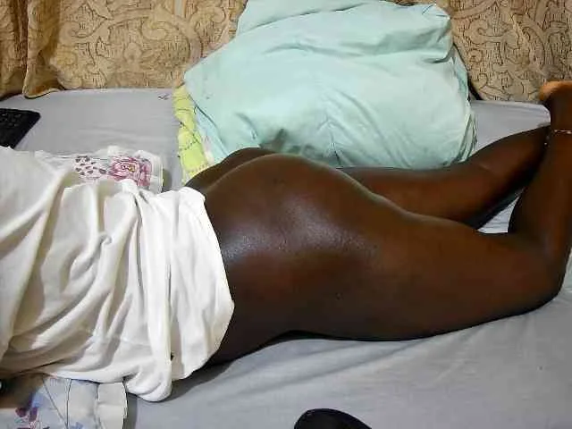 ebony-tasha1