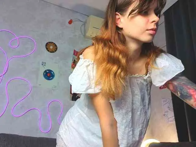 GirlNextDoorTV