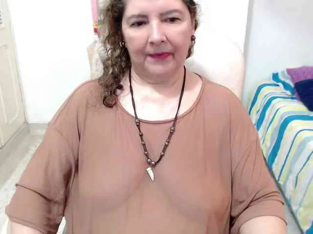 leonela-68