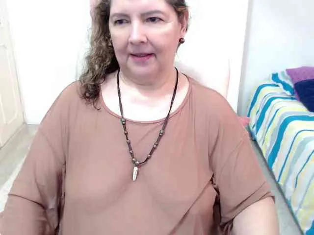leonela-68
