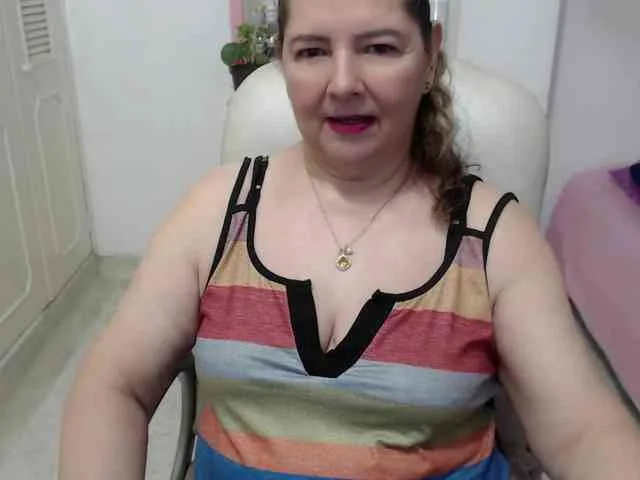 leonela-68