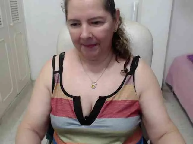 leonela-68