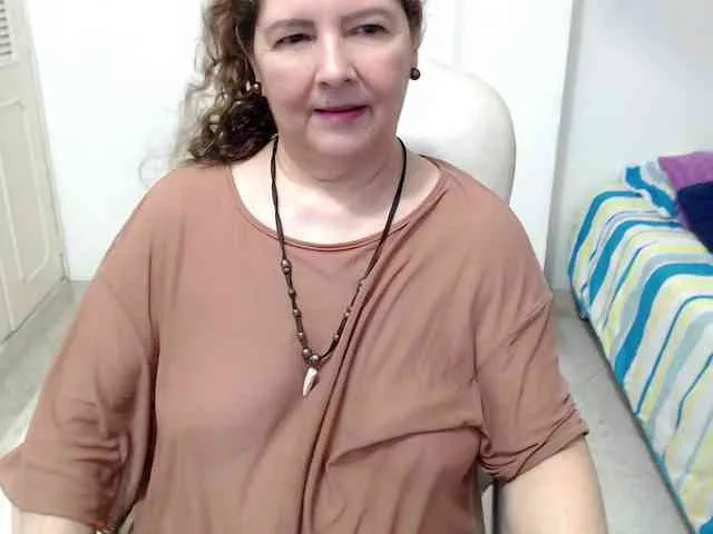 leonela-68