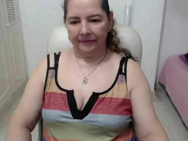 leonela-68