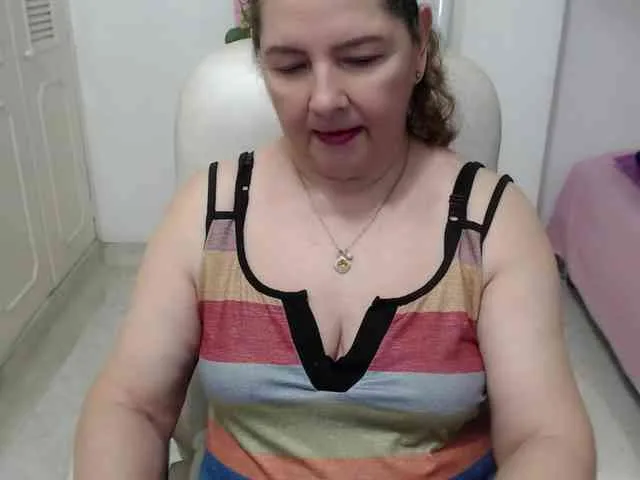 leonela-68