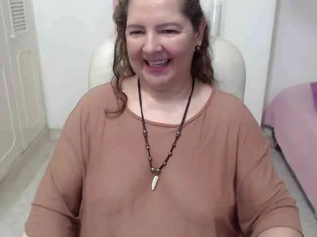 leonela-68