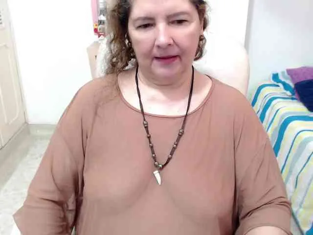 leonela-68