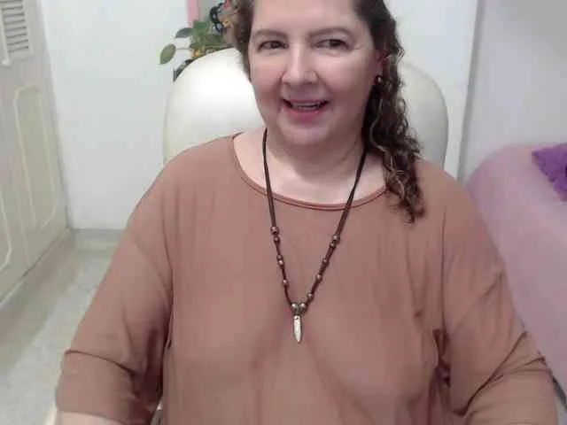 leonela-68