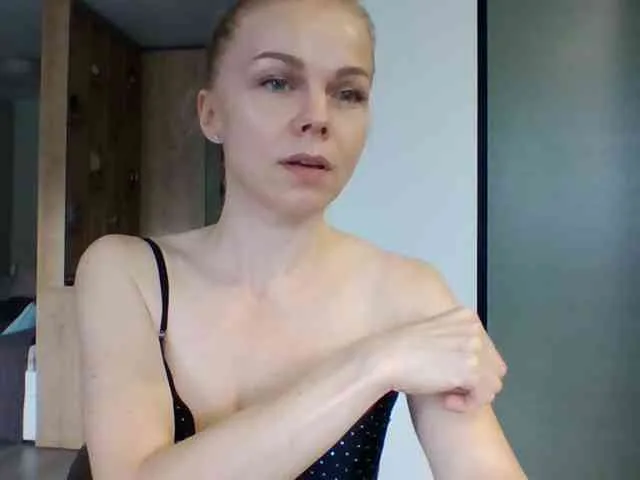 BlondaTina