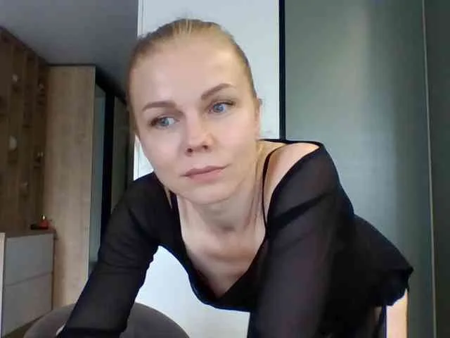 BlondaTina