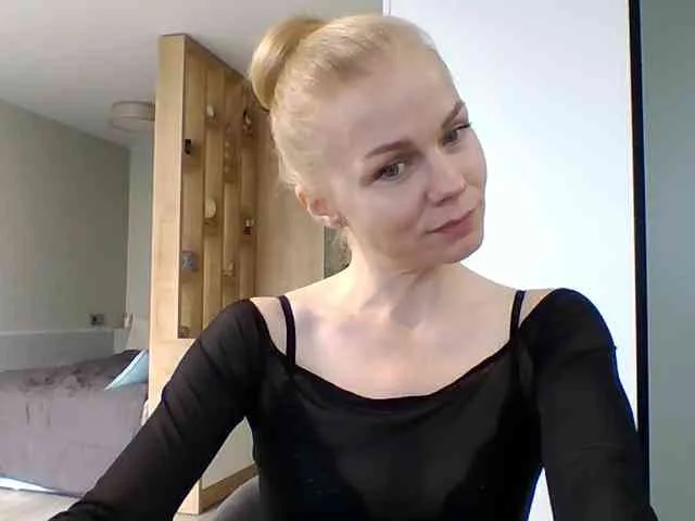 BlondaTina
