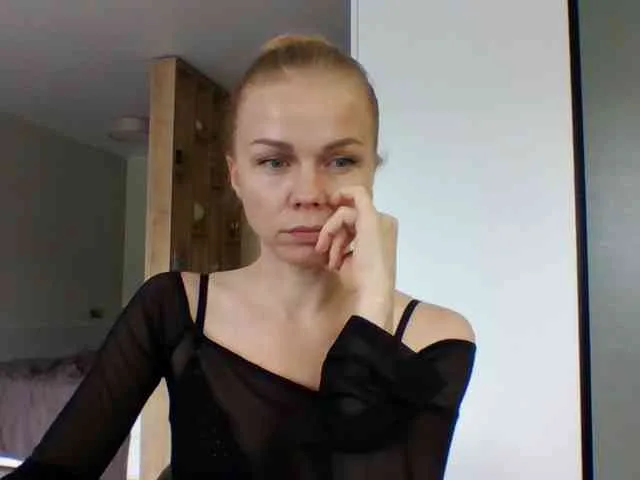 BlondaTina