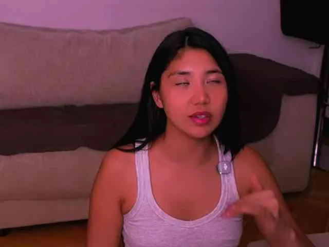 MiaBlisshere1