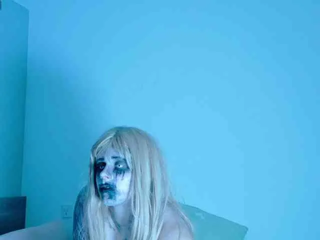 Red-RoxyFoxy