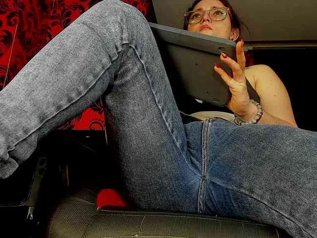 MissKathyFox