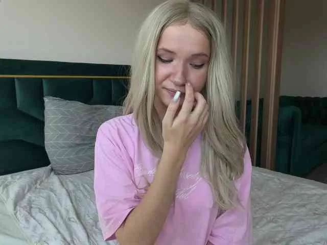 VikkiiSecret