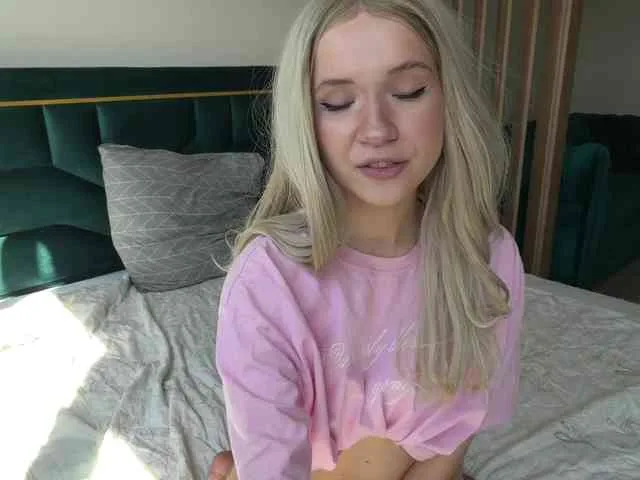 VikkiiSecret