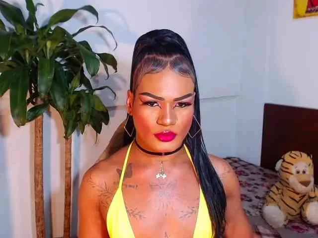 SARA_DIRTY_BIGCOCK