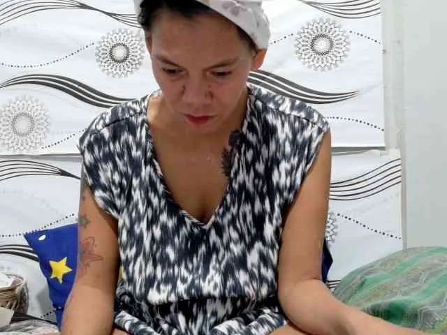 Urlovelypinay4u