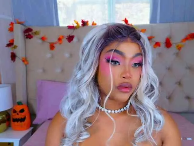 TiannahGlow