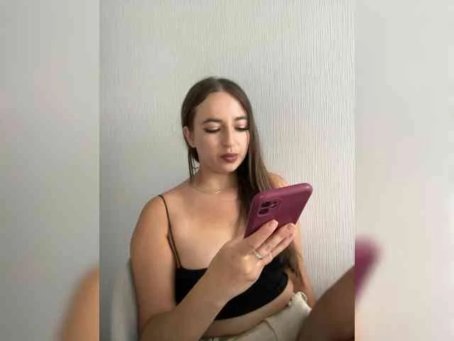 Alisaa-00