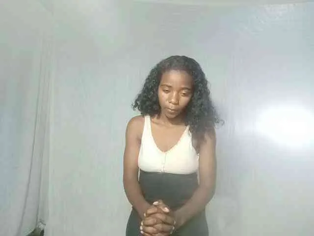 LandiQueen12