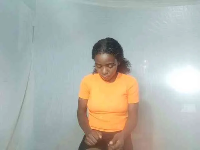 LandiQueen12