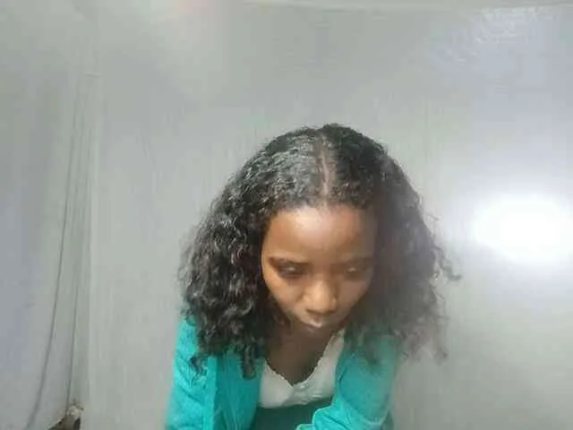LandiQueen12