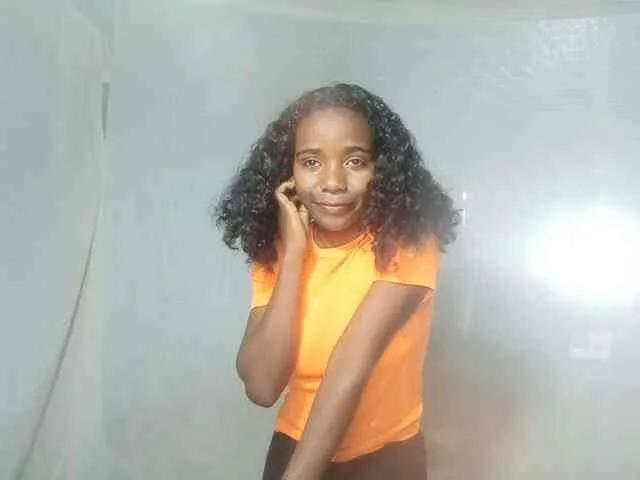LandiQueen12