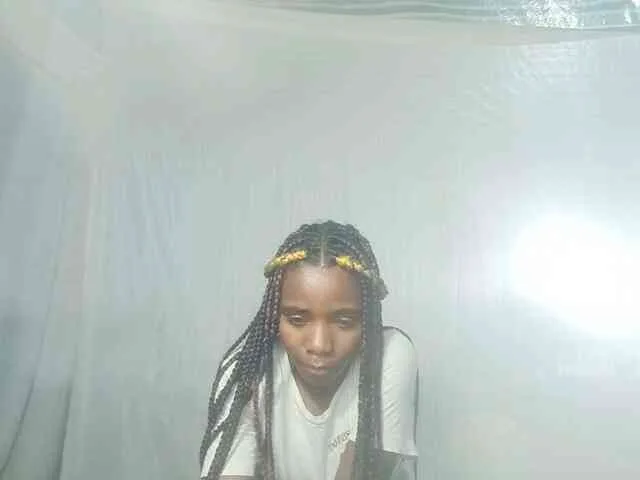 LandiQueen12