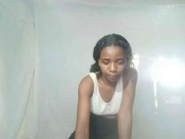 LandiQueen12