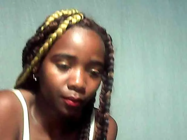 LandiQueen12