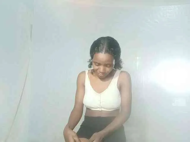 LandiQueen12