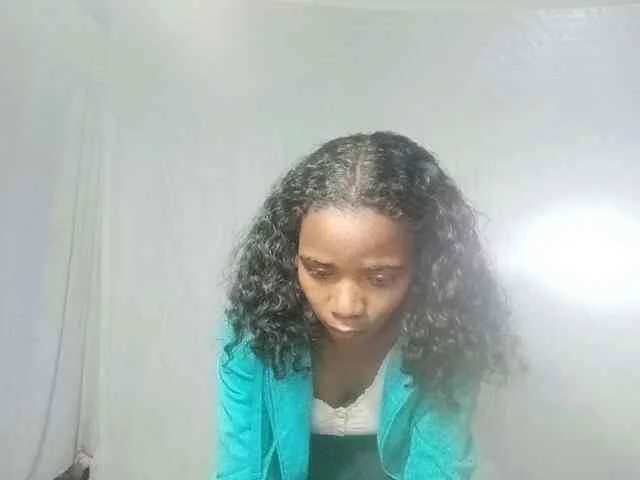 LandiQueen12