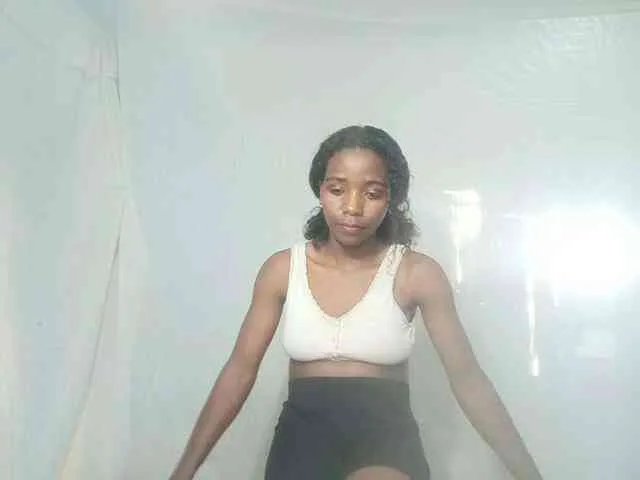 LandiQueen12